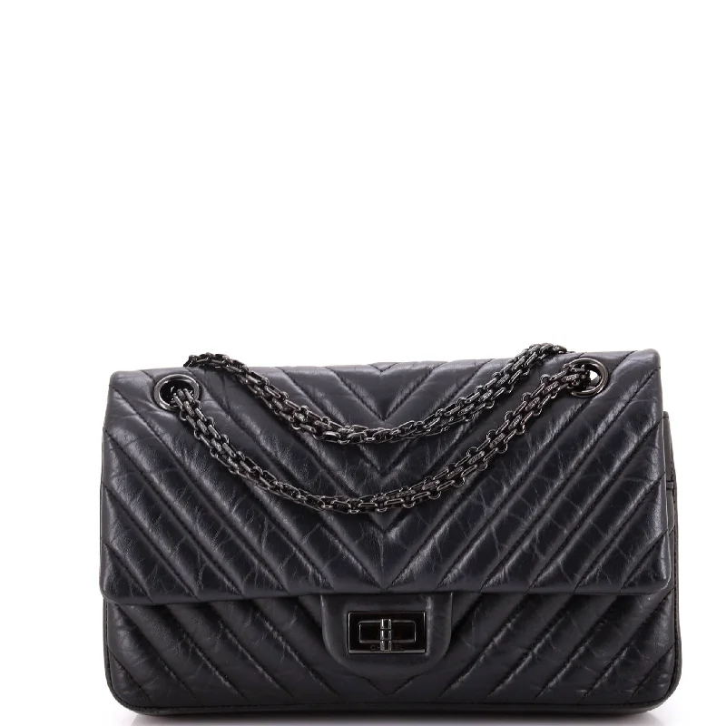 So Black Reissue 2.55 Flap Bag Chevron Aged Calfskin 225